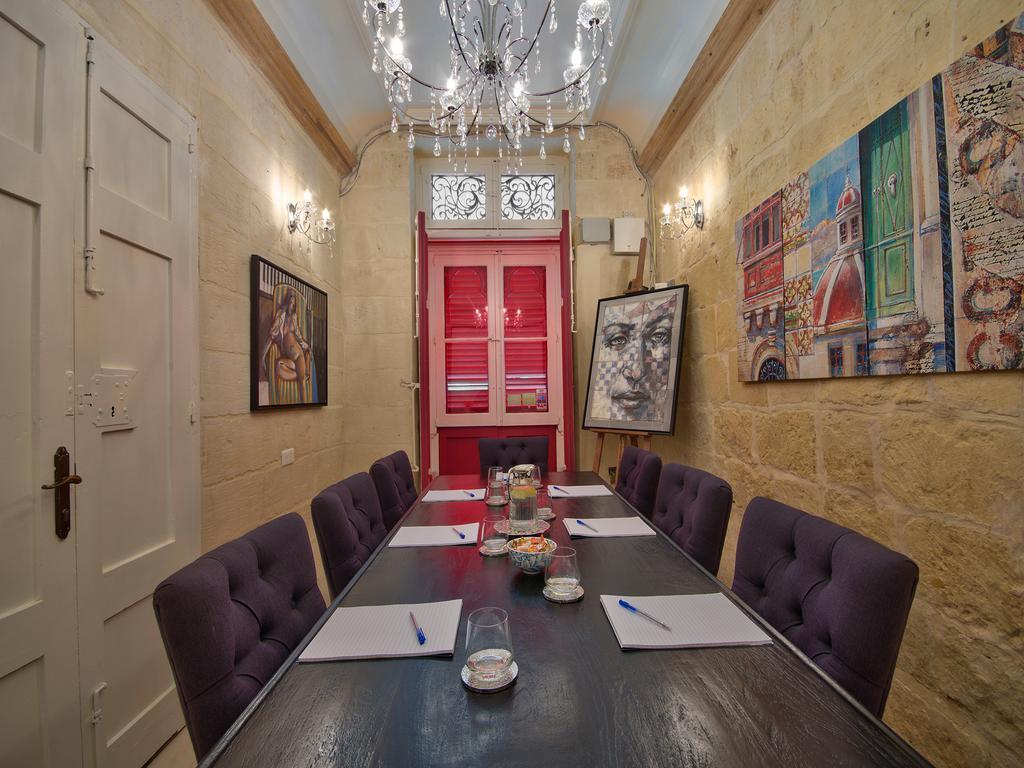 Julesy'S Bnb Cospicua Extérieur photo