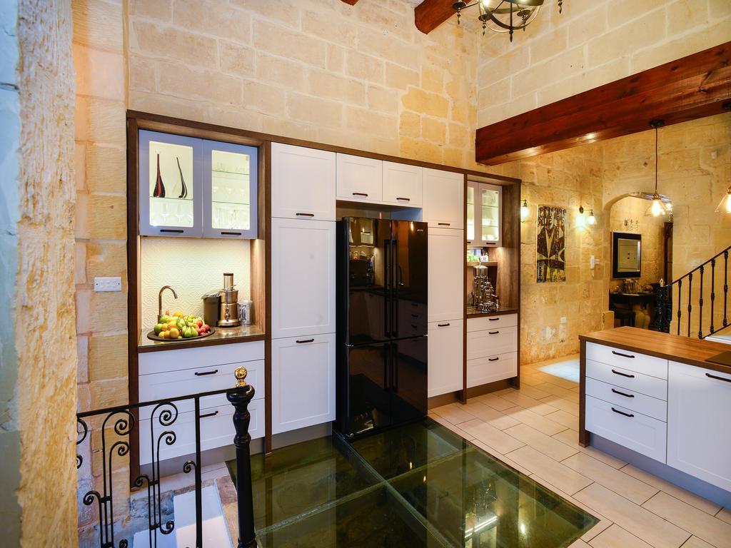 Julesy'S Bnb Cospicua Extérieur photo