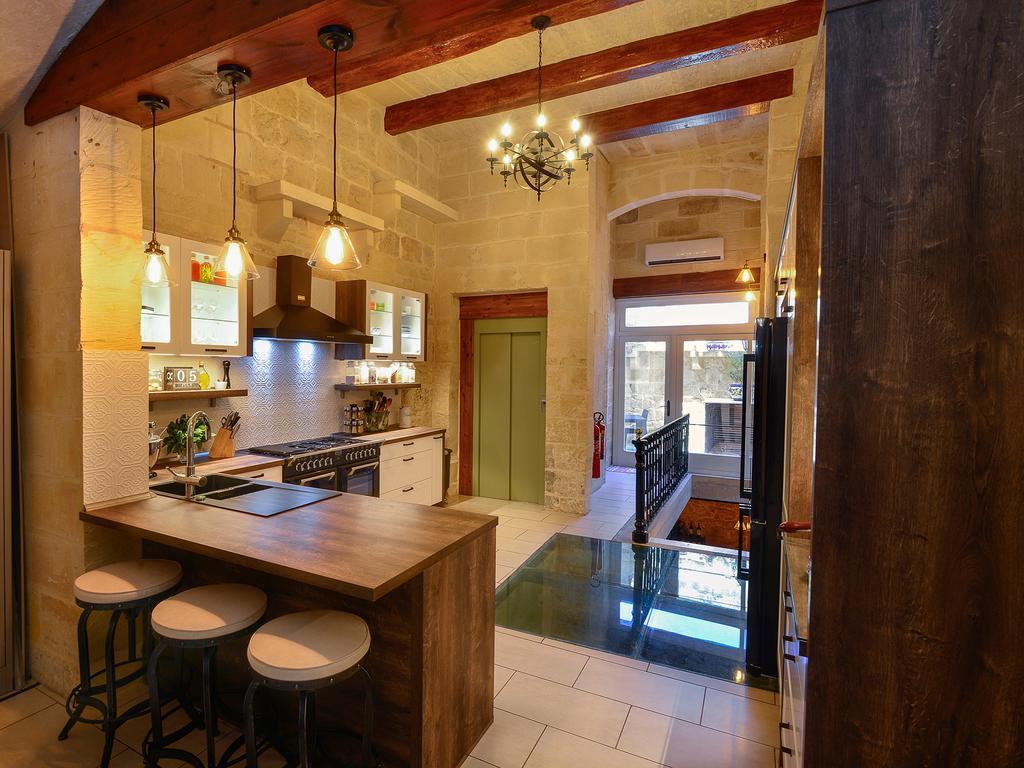 Julesy'S Bnb Cospicua Extérieur photo