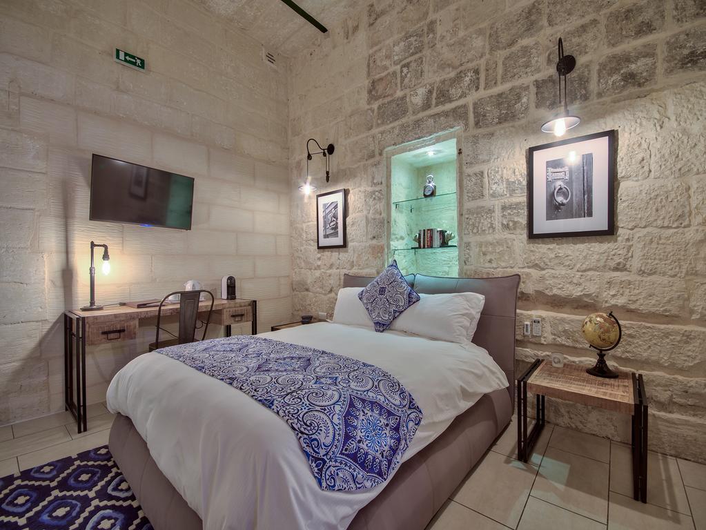 Julesy'S Bnb Cospicua Extérieur photo