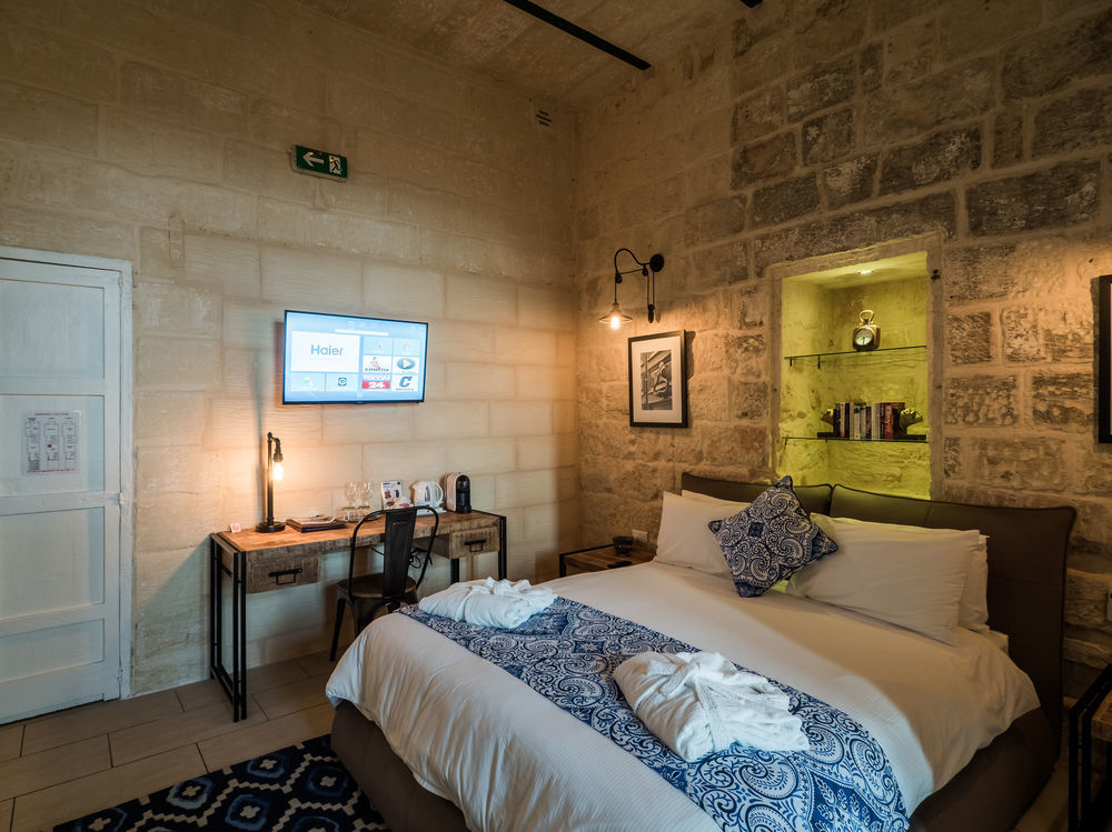 Julesy'S Bnb Cospicua Extérieur photo
