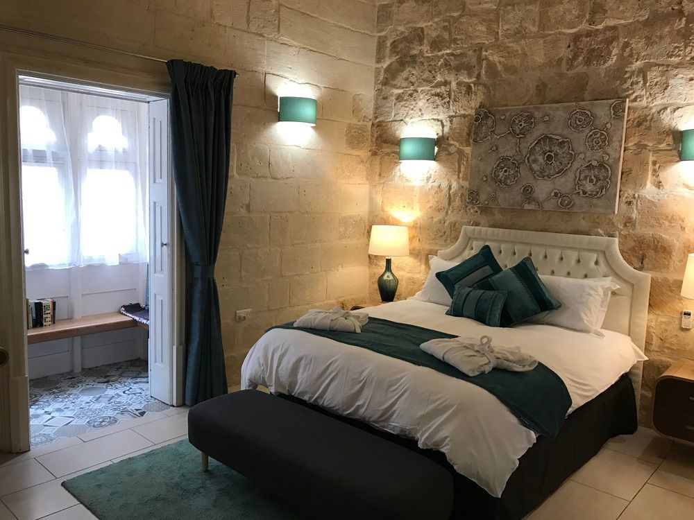 Julesy'S Bnb Cospicua Extérieur photo