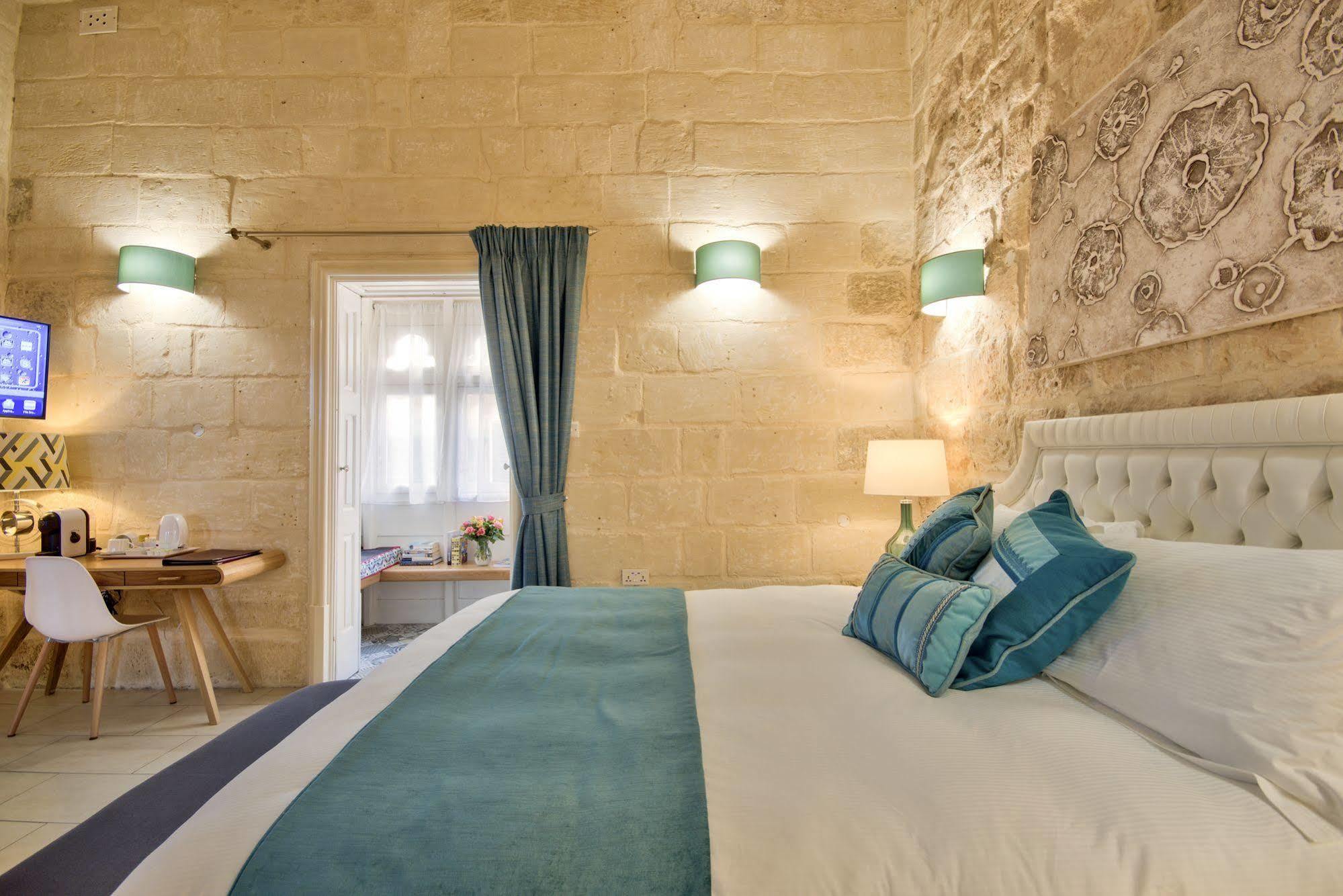 Julesy'S Bnb Cospicua Extérieur photo