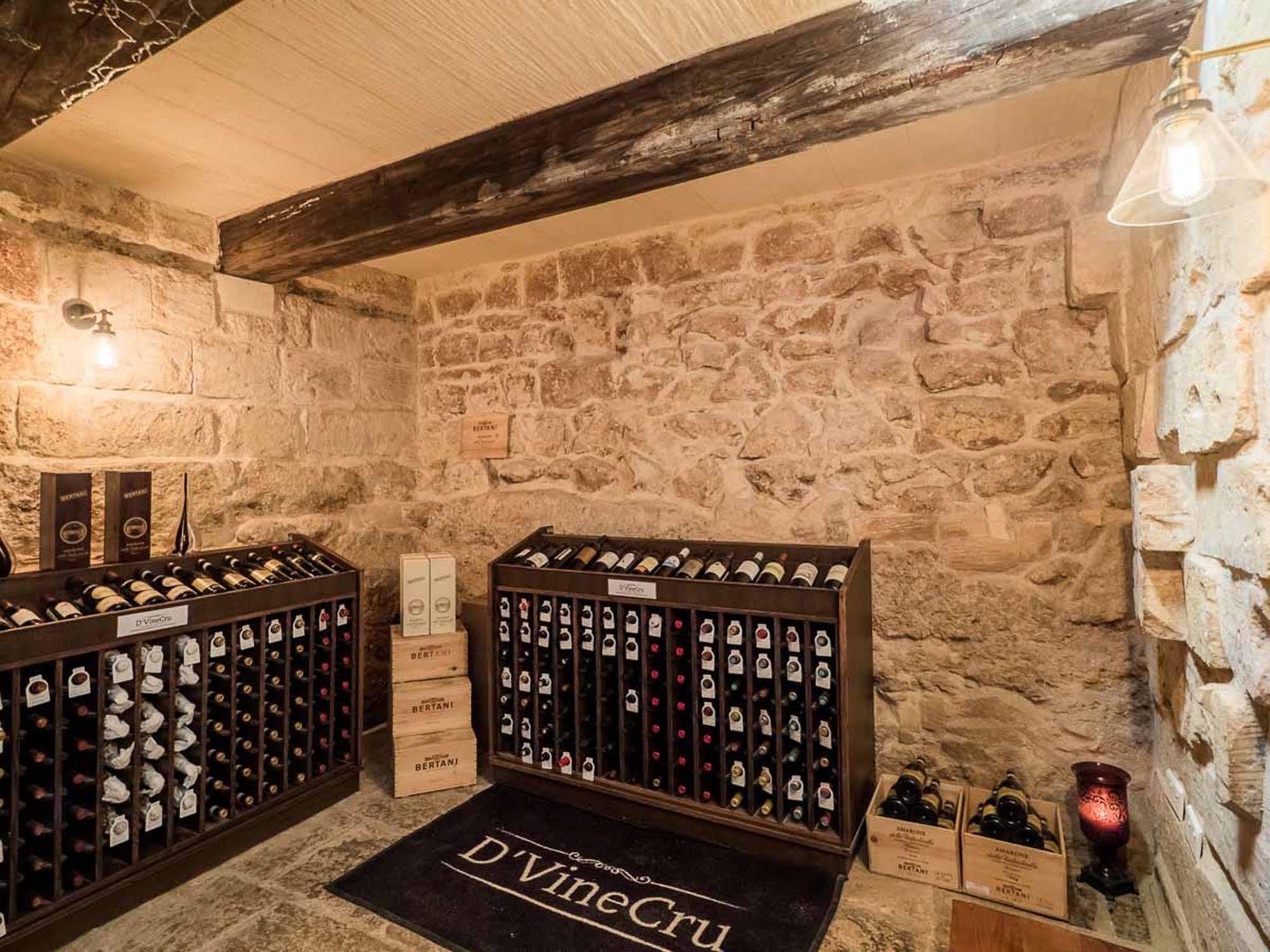 Julesy'S Bnb Cospicua Extérieur photo