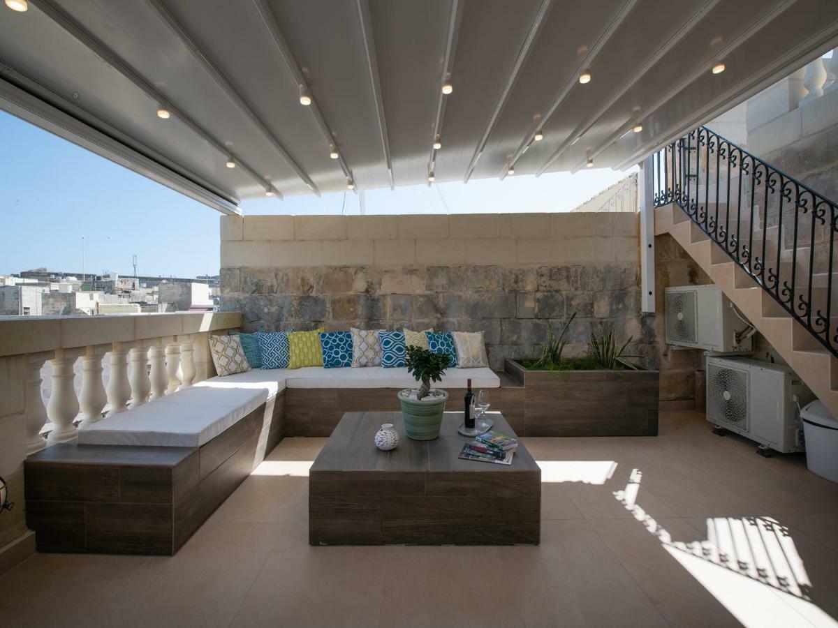 Julesy'S Bnb Cospicua Extérieur photo