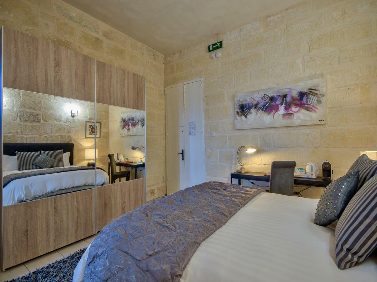 Julesy'S Bnb Cospicua Extérieur photo